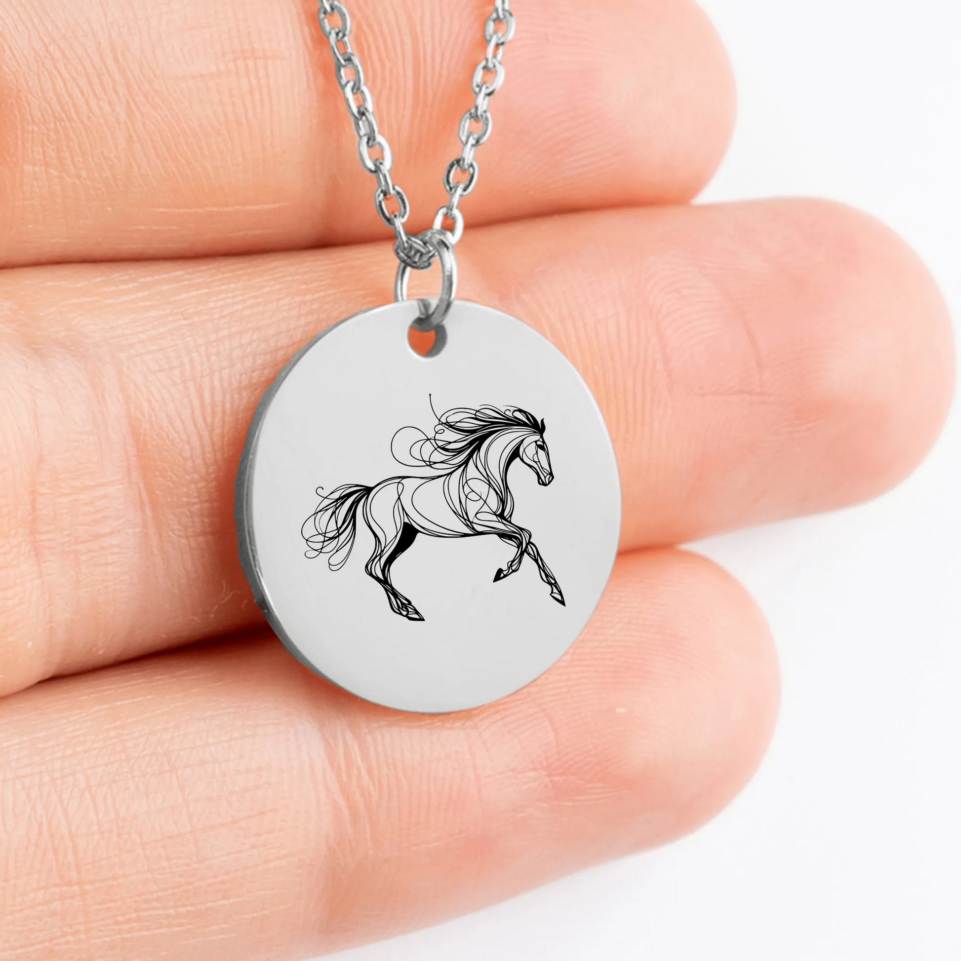 Horse Theme Pendant - Exquisite Jewelry Gift for Horse Lovers